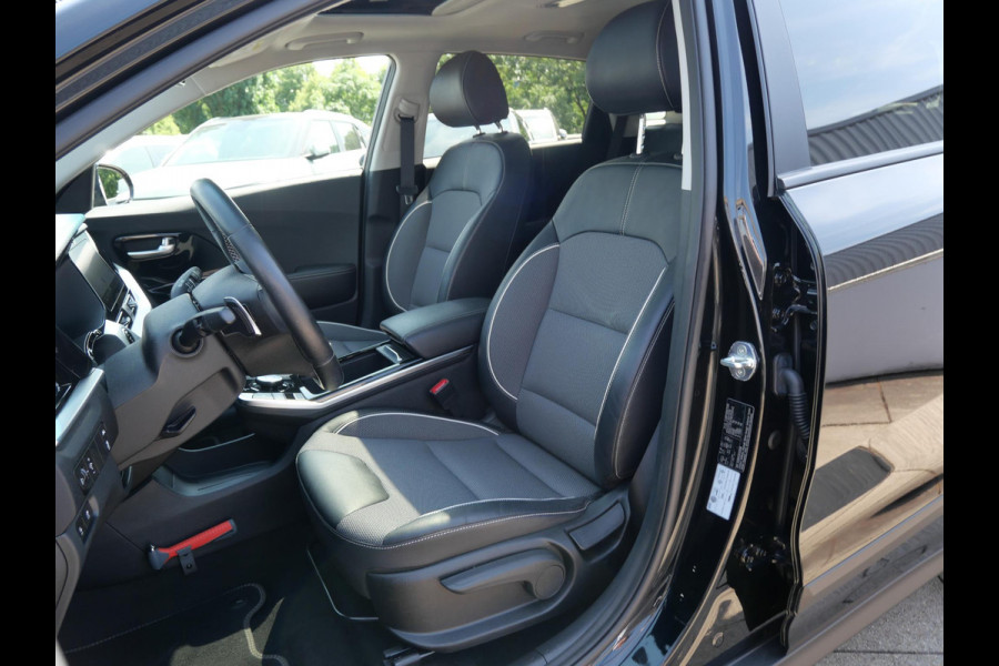 Kia e-Niro DynamicPlusLine 64 kWh | 3Fase | Cruise | Schuif-kanteldak | Navi | keyless | Carplay |
