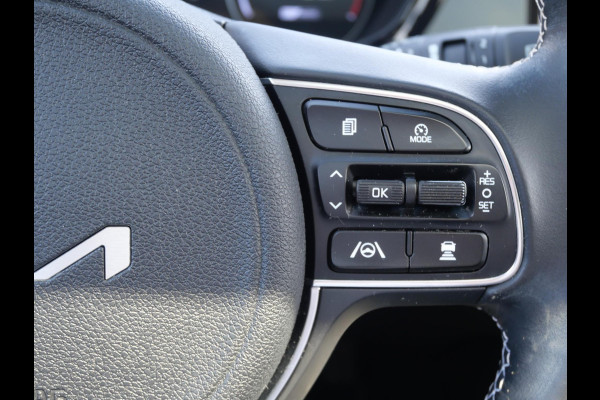 Kia e-Niro DynamicPlusLine 64 kWh | 3Fase | Cruise | Schuif-kanteldak | Navi | keyless | Carplay |