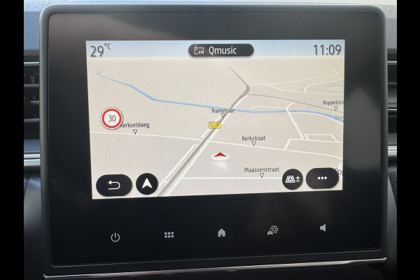 Renault Captur 1.3 TCe 140 Intens Automaat Navi Carplay Clima Camera PDC V+A