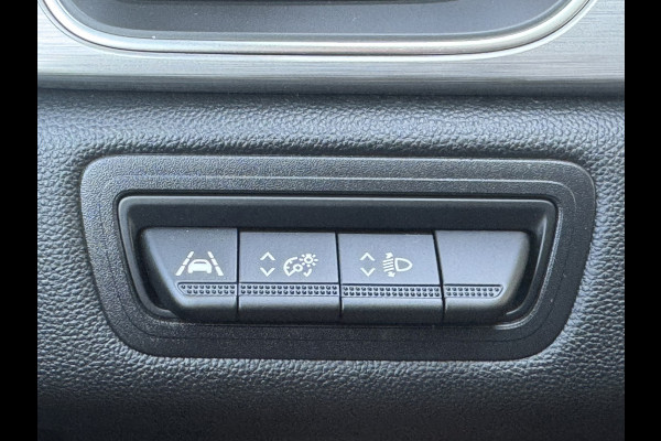 Renault Captur 1.3 TCe 140 Intens Automaat Navi Carplay Clima Camera PDC V+A
