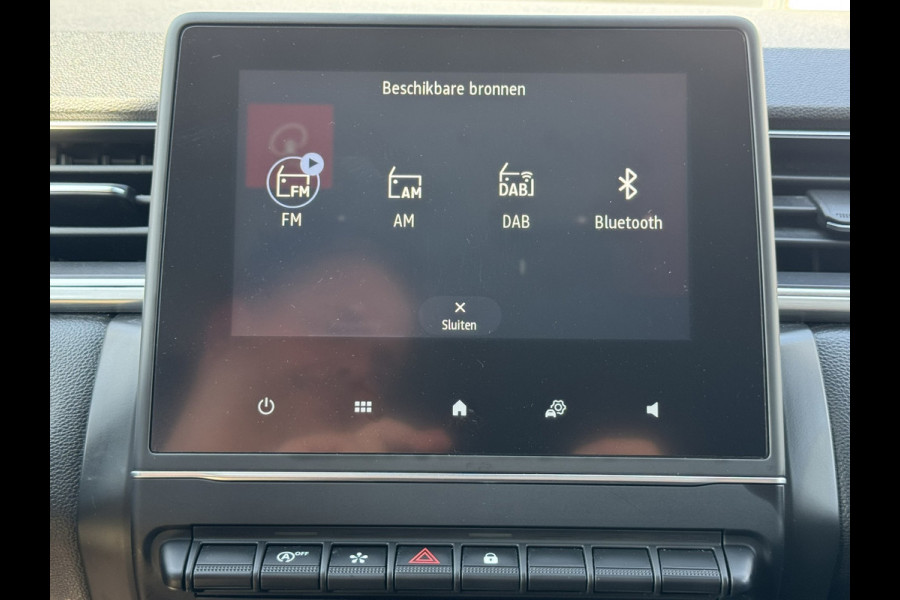 Renault Captur 1.3 TCe 140 Intens Automaat Navi Carplay Clima Camera PDC V+A