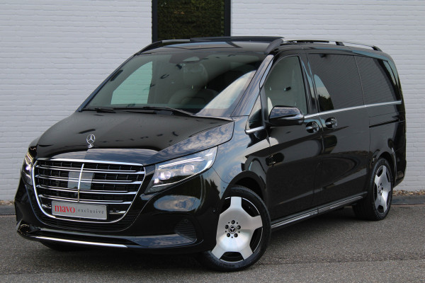 Mercedes-Benz V-Klasse 300d / AMG / Exclusive / DC / 4-matic / Luchtvering / Pano / 360 Cam / Burmester / Vol Opties / NIEUWSTAAT.