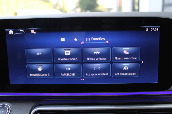 Mercedes-Benz V-Klasse 300d / AMG / Exclusive / DC / 4-matic / Luchtvering / Pano / 360 Cam / Burmester / Vol Opties / NIEUWSTAAT.