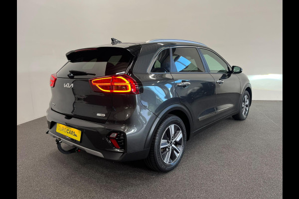 Kia Niro 1.6 GDi PHEV ExecutiveLine Navigatie Apple Carplay Android Auto Camera Parkeersensoren achter Adaptive Cruise Control Stoelverwarming en verkoeling Stuurverwarming Elektrisch verstelbare stoelen Climate Control