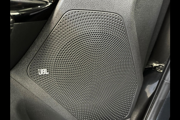 Kia Niro 1.6 GDi PHEV ExecutiveLine Navigatie Apple Carplay Android Auto Camera Parkeersensoren achter Adaptive Cruise Control Stoelverwarming en verkoeling Stuurverwarming Elektrisch verstelbare stoelen Climate Control
