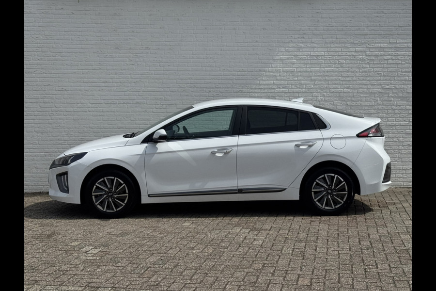 Hyundai IONIQ Comfort EV 38 kWh Camera Navi Stoelverwarming Carplay Cruise