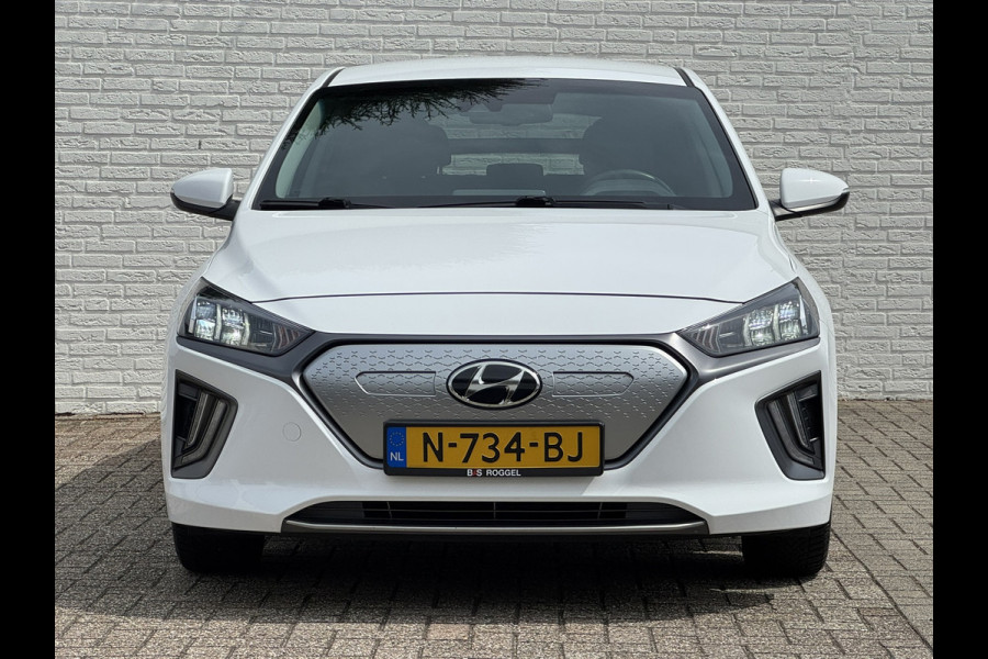 Hyundai IONIQ Comfort EV 38 kWh Camera Navi Stoelverwarming Carplay Cruise