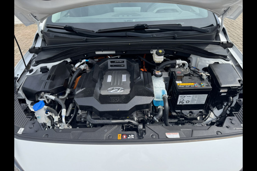 Hyundai IONIQ Comfort EV 38 kWh Camera Navi Stoelverwarming Carplay Cruise