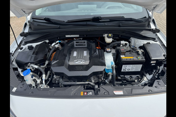Hyundai IONIQ Comfort EV 38 kWh Camera Navi Stoelverwarming Carplay Cruise