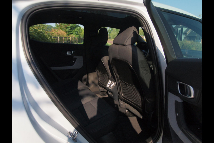 Polestar 2 Long Range Dual Motor 78 kWh | SOH 92%| Panoramadak | 360 Camera | Harman Kardon | NL-Auto |