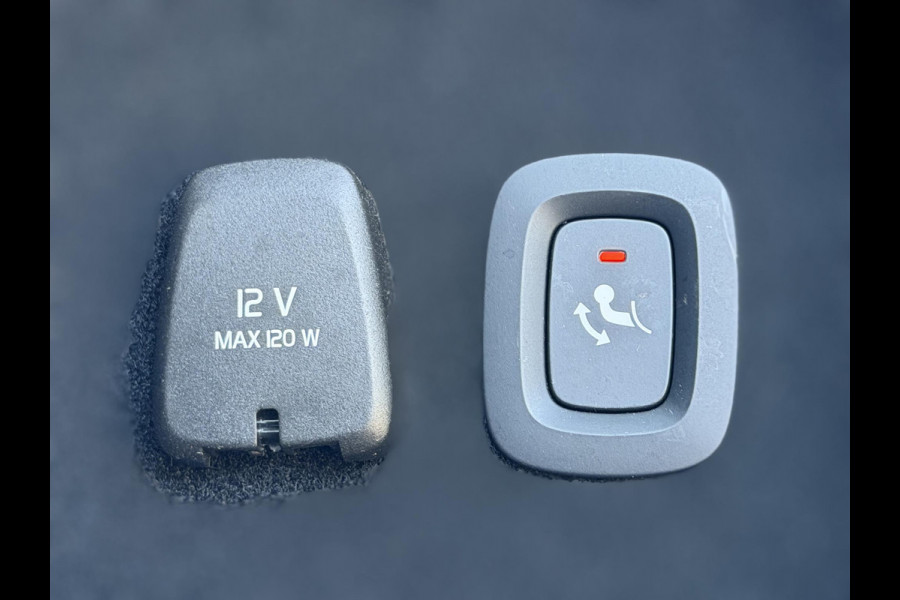 Volvo V60 2.0 T6 Plug-in hybrid 350Pk AWD Plus Dark Long Range|Pano|H/K|360Cam|Pilot|Trekhaak