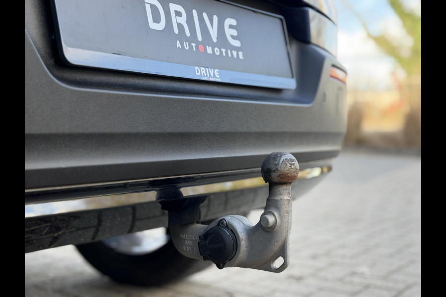 Volvo XC40 1.5 T4 210PK Recharge R-Design Memory|Cam|Winterpakket|Trekhaak