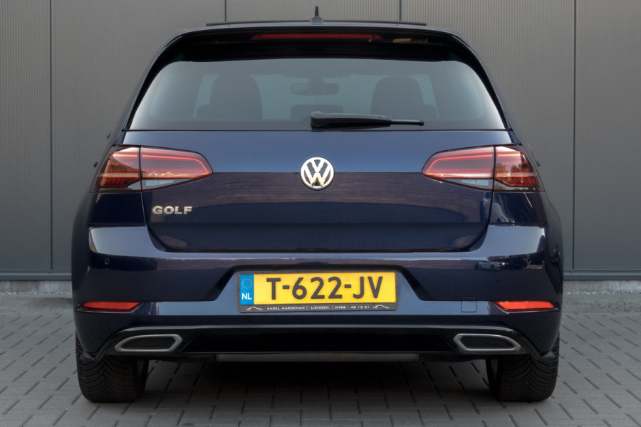 Volkswagen Golf 1.5 TSI R-Line | ACC | Panoramadak | Apple carplay | LED | Navi | Camera