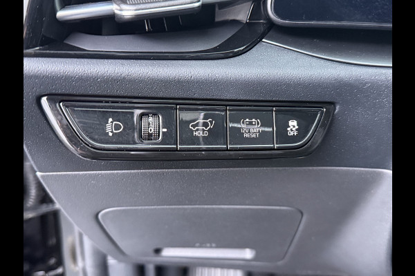 Kia Niro 1.6 GDi Hybrid DynamicPlusLine - Stoel / Stuurwielverwarming - Elektrische achterklep - Navigatie - ACC - Led verlichting - Fabrieksgarantie tot 07-2032