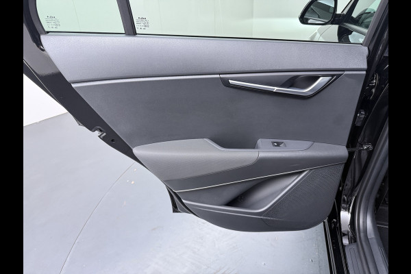 Kia Niro 1.6 GDi Hybrid DynamicPlusLine - Stoel / Stuurwielverwarming - Elektrische achterklep - Navigatie - ACC - Led verlichting - Fabrieksgarantie tot 07-2032