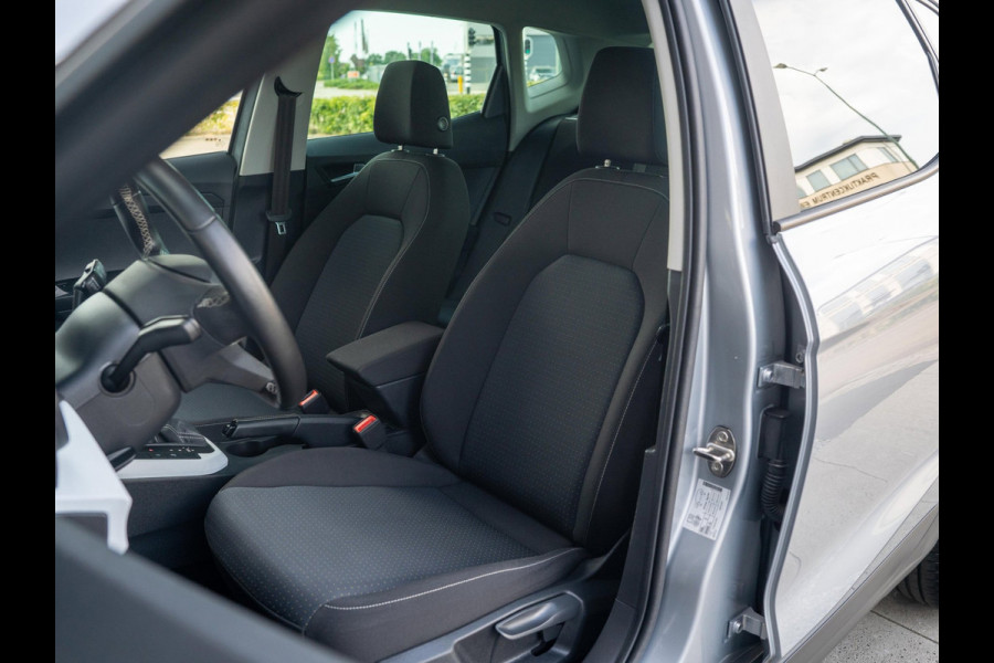 Seat Arona 1.0 TSI 110pk Style Business | Stoelverwarming | Carplay | PDC