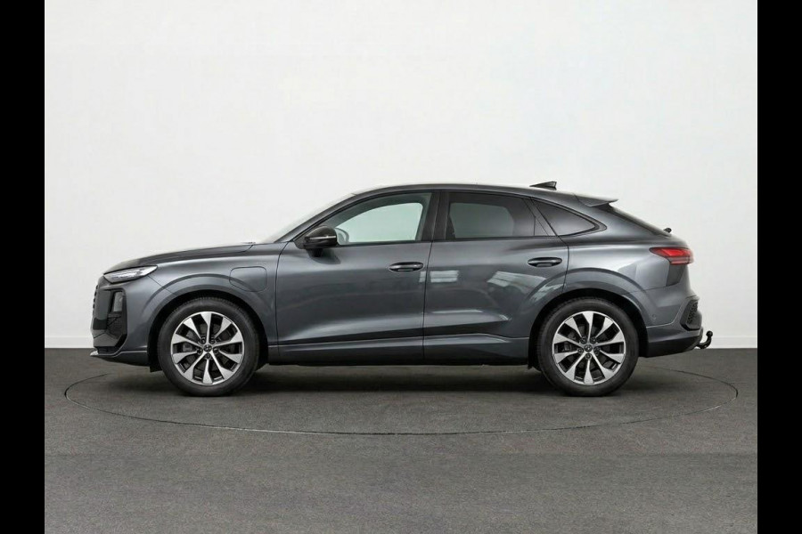 Audi Q3 Sportback S edition e-hybrid 272 pk | Techniekpakket plus | Panorama-glasdak | Optiekpakket zwart-glanzend | Trekhaak mech |