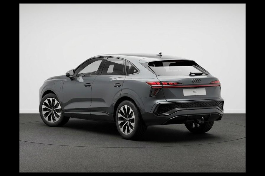 Audi Q3 Sportback S edition e-hybrid 272 pk | Techniekpakket plus | Panorama-glasdak | Optiekpakket zwart-glanzend | Trekhaak mech |