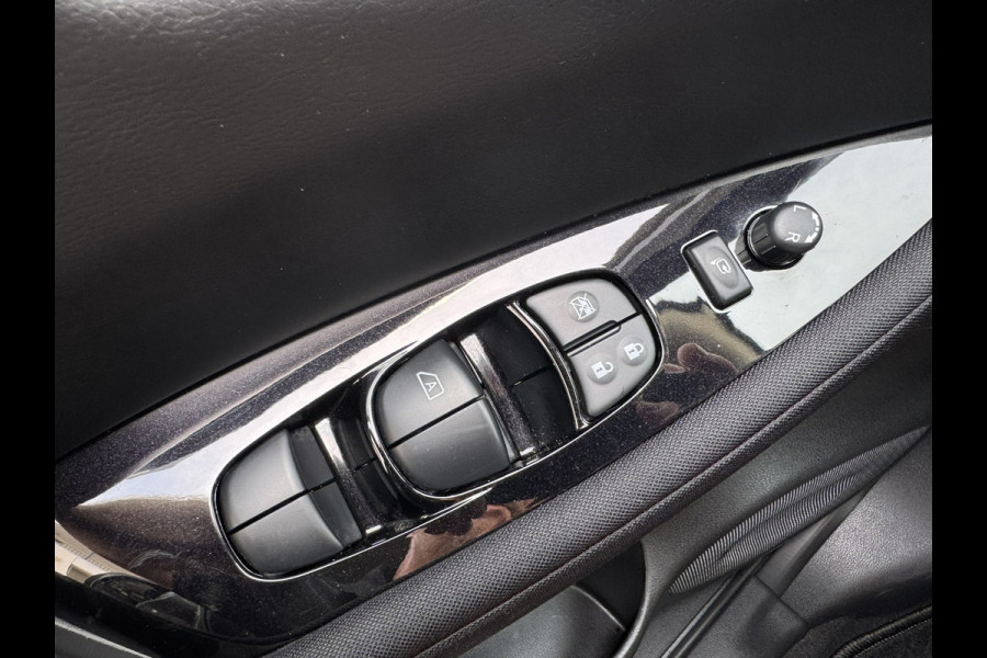 Nissan Leaf N-Connecta 39 kWh 360 Camera Clima Cruise Stuurverw. + Stoelverwarming V+A Carplay