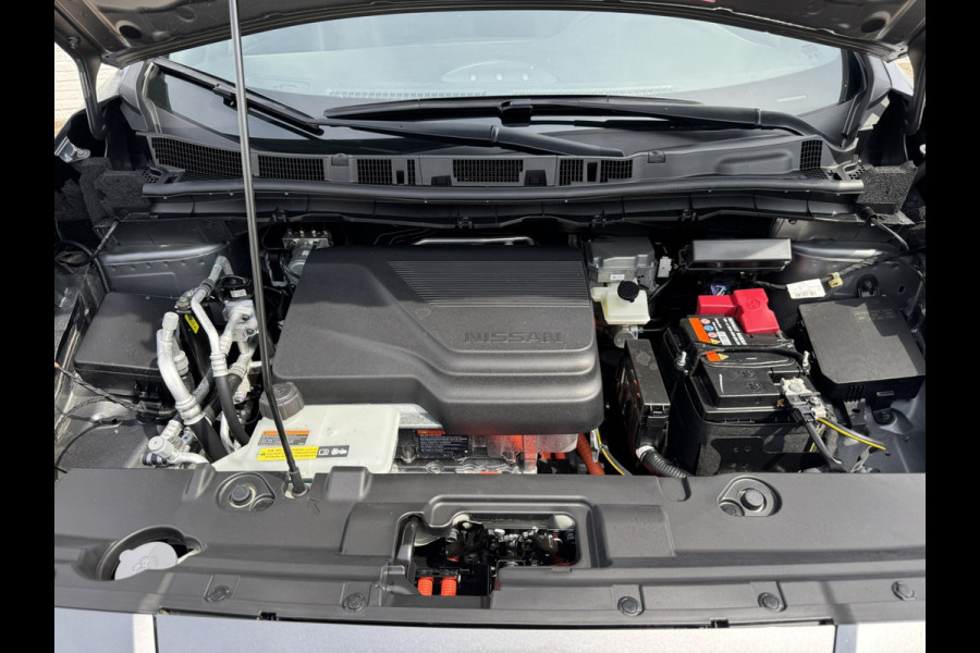 Nissan Leaf N-Connecta 39 kWh 360 Camera Clima Cruise Stuurverw. + Stoelverwarming V+A Carplay