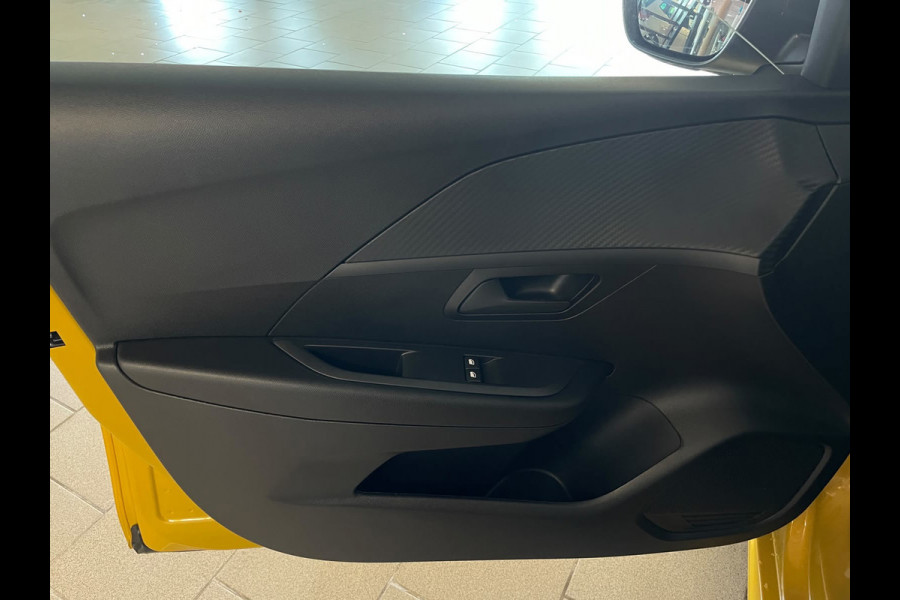 Peugeot 208 1.2 PureTech Like AIRCO NAVI CRUISE BLUEOOTH APPLE CARPLAY METALLIC LAK ZEER NETTE AUTO