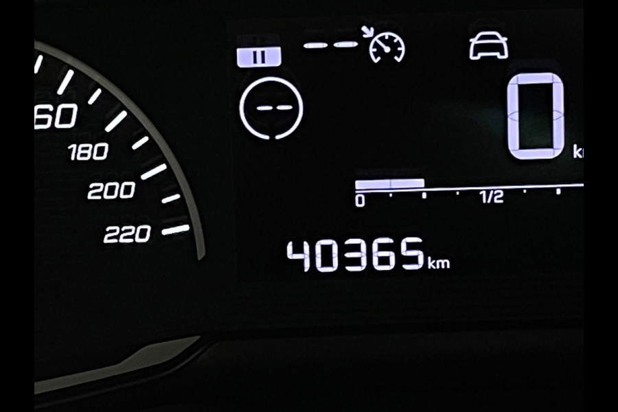Peugeot 208 1.2 PureTech Like AIRCO NAVI CRUISE BLUEOOTH APPLE CARPLAY METALLIC LAK ZEER NETTE AUTO