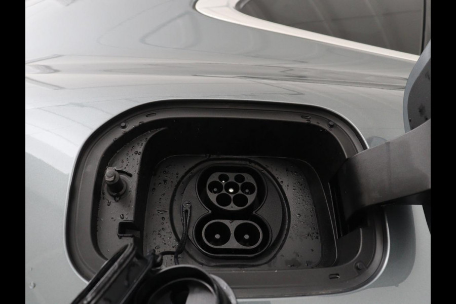 GEELY Starray EM-i 1.5 Pro | Leder | Adaptive cruise | Carplay | Full LED | Dodehoek detectie | 360 camera | DAB |