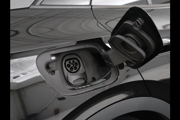 Volkswagen ID.5 GTX 77 kWh | SOH 90,1% | Half leder | Stuur/stoelverwarming | Carplay | Sfeerverlichting | Adaptive cruise | Climate control | Camera | Park assist |