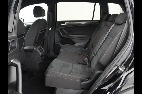 Volkswagen Tiguan Allspace 1.5 TSI Comfortline Business R-Line 7p. | Adaptive cruise | Virtual Dashboard | Carplay | Sfeerverlichting | Full LED | Climate control | Camera | Park assist | Navigatie |