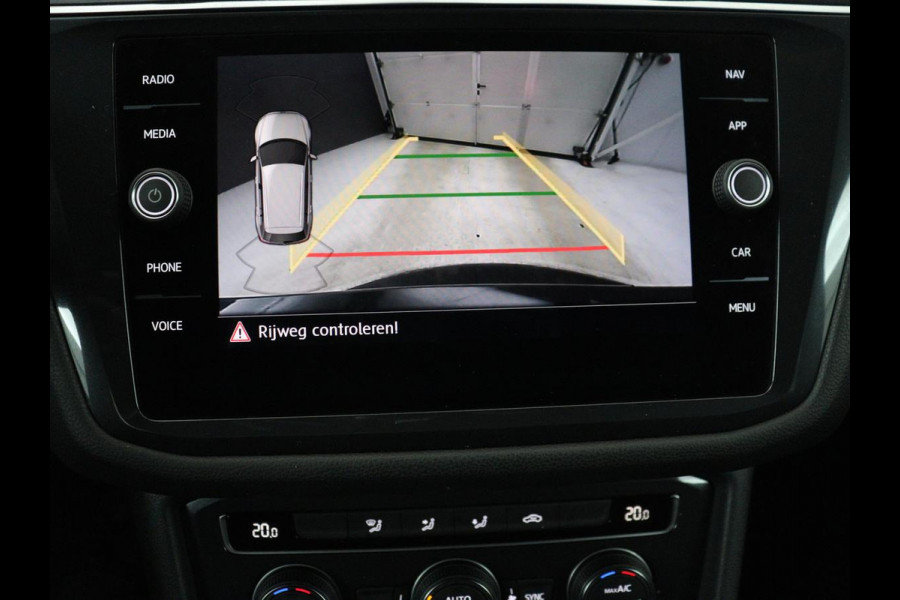 Volkswagen Tiguan Allspace 1.5 TSI Comfortline Business R-Line 7p. | Adaptive cruise | Virtual Dashboard | Carplay | Sfeerverlichting | Full LED | Climate control | Camera | Park assist | Navigatie |