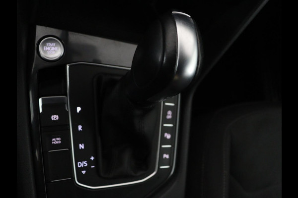 Volkswagen Tiguan Allspace 1.5 TSI Comfortline Business R-Line 7p. | Adaptive cruise | Virtual Dashboard | Carplay | Sfeerverlichting | Full LED | Climate control | Camera | Park assist | Navigatie |