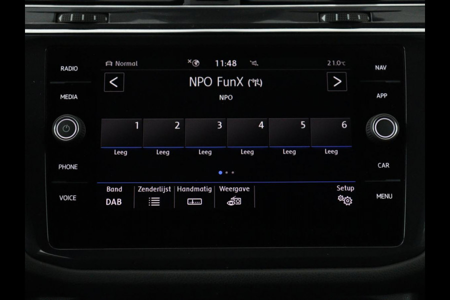 Volkswagen Tiguan Allspace 1.5 TSI Comfortline Business R-Line 7p. | Adaptive cruise | Virtual Dashboard | Carplay | Sfeerverlichting | Full LED | Climate control | Camera | Park assist | Navigatie |