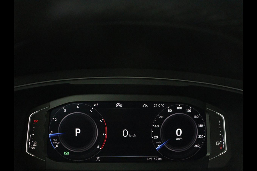 Volkswagen Tiguan Allspace 1.5 TSI Comfortline Business R-Line 7p. | Adaptive cruise | Virtual Dashboard | Carplay | Sfeerverlichting | Full LED | Climate control | Camera | Park assist | Navigatie |