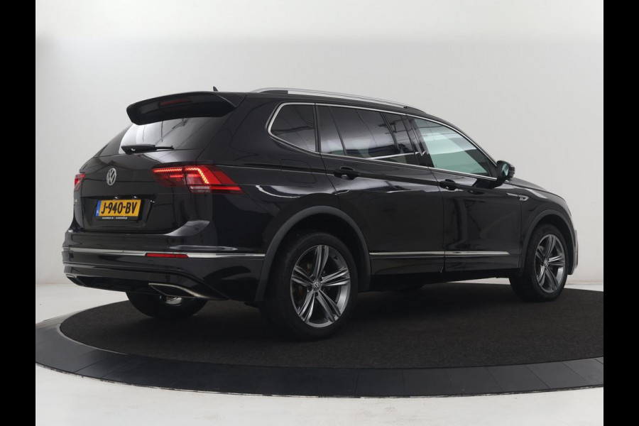 Volkswagen Tiguan Allspace 1.5 TSI Comfortline Business R-Line 7p. | Adaptive cruise | Virtual Dashboard | Carplay | Sfeerverlichting | Full LED | Climate control | Camera | Park assist | Navigatie |