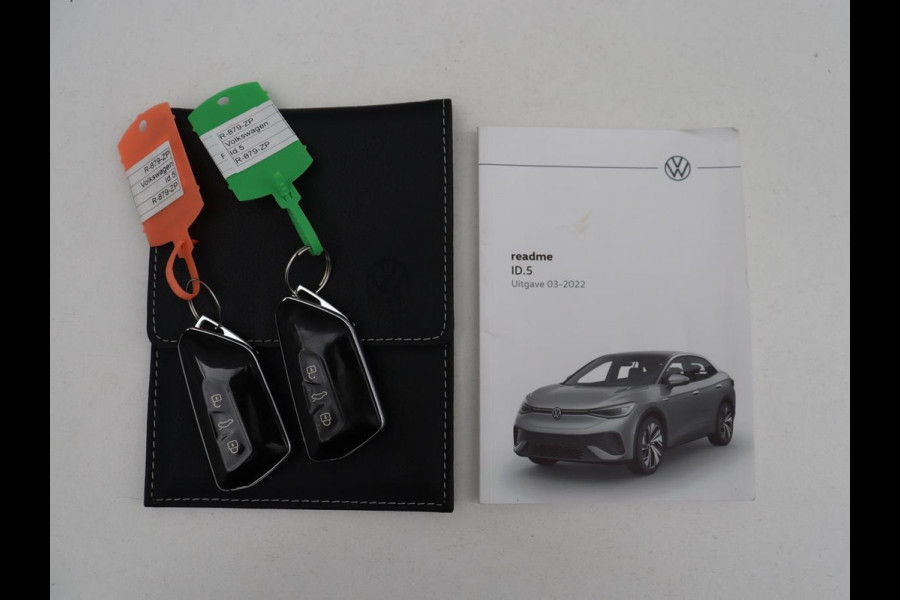 Volkswagen ID.5 Pro 77 kWh | SOH 93,5% | Memory | Leder/alcantara | Stuur/stoel verwarming | Climate control | Adaptive cruise | Sfeerverlichting | Camera | Park assist | Trekhaak |