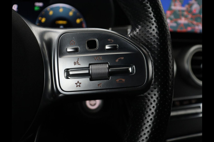 Mercedes-Benz C-Klasse Estate 180 Business Solution | Panoramadak | Half leder | Stoelverwarming | Virtueel dashboard | 360 Camera | Park assist | Climate control | Cruise control |