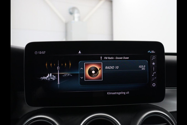 Mercedes-Benz C-Klasse Estate 180 Business Solution | Panoramadak | Half leder | Stoelverwarming | Virtueel dashboard | 360 Camera | Park assist | Climate control | Cruise control |