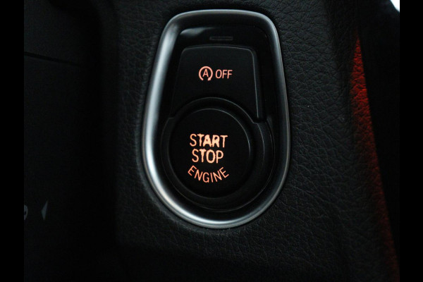 BMW 3 Serie Touring 318i M Sport Corporate Lease | Leder | Stoelverwarming | Bluetooth | Navigatie | Cruise control | Park assist | Climate control |
