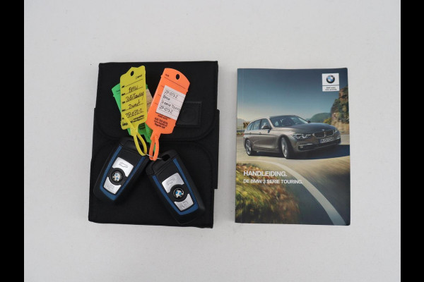 BMW 3 Serie Touring 318i M Sport Corporate Lease | Leder | Stoelverwarming | Bluetooth | Navigatie | Cruise control | Park assist | Climate control |