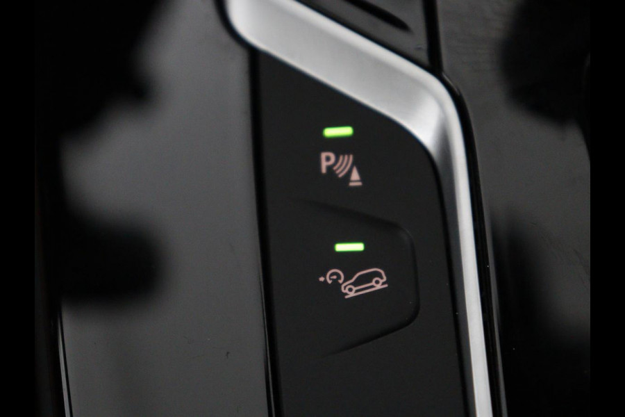BMW X3 xDrive20i High Executive M-sport | Panoramadak | Head-up | Leder | Adaptive cruise | Camera | Park assist | Climate control | Stoelverwarming | Full LED | 3 zone klimaat |