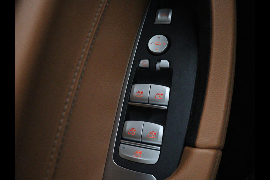BMW X3 xDrive20i High Executive M-sport | Panoramadak | Head-up | Leder | Adaptive cruise | Camera | Park assist | Climate control | Stoelverwarming | Full LED | 3 zone klimaat |