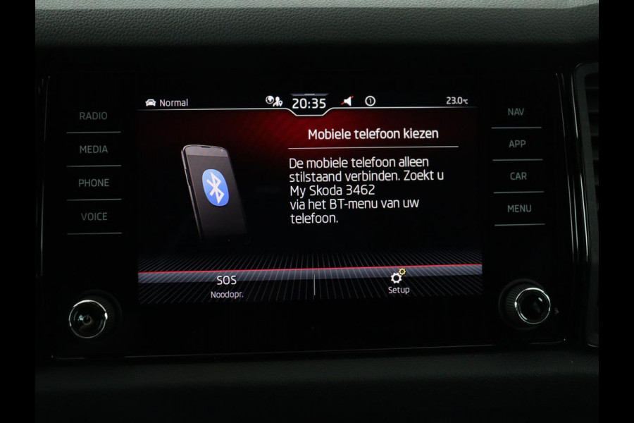 Škoda Kodiaq 1.5 TSI Sportline Business 7p. | Trekhaak | Memory | Stuur/stoel verwarming | Leder/alcantara | Carplay | Adaptive cruise | Camera | Park assist | Dodehoek detectie |