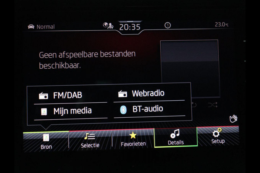 Škoda Kodiaq 1.5 TSI Sportline Business 7p. | Trekhaak | Memory | Stuur/stoel verwarming | Leder/alcantara | Carplay | Adaptive cruise | Camera | Park assist | Dodehoek detectie |