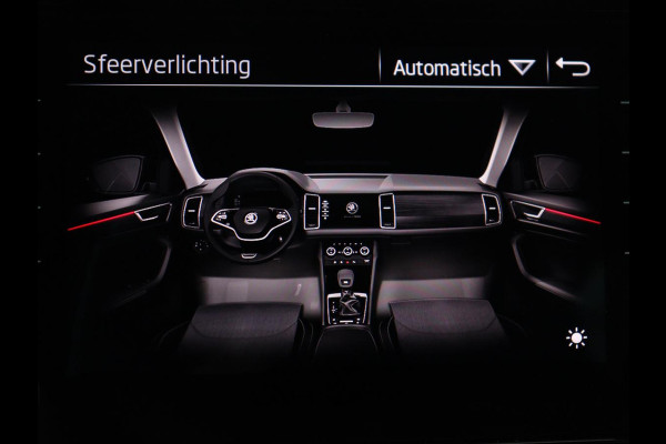 Škoda Kodiaq 1.5 TSI Sportline Business 7p. | Trekhaak | Memory | Stuur/stoel verwarming | Leder/alcantara | Carplay | Adaptive cruise | Camera | Park assist | Dodehoek detectie |