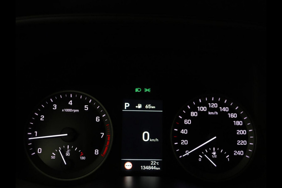 Hyundai Tucson 1.6 T-GDI Comfort N-Line | Trekhaak | 360 camera | Adaptive cruise | Carplay | Leder/alcantara | Stoelverwarming | Climate control | Full LED | Park assist |