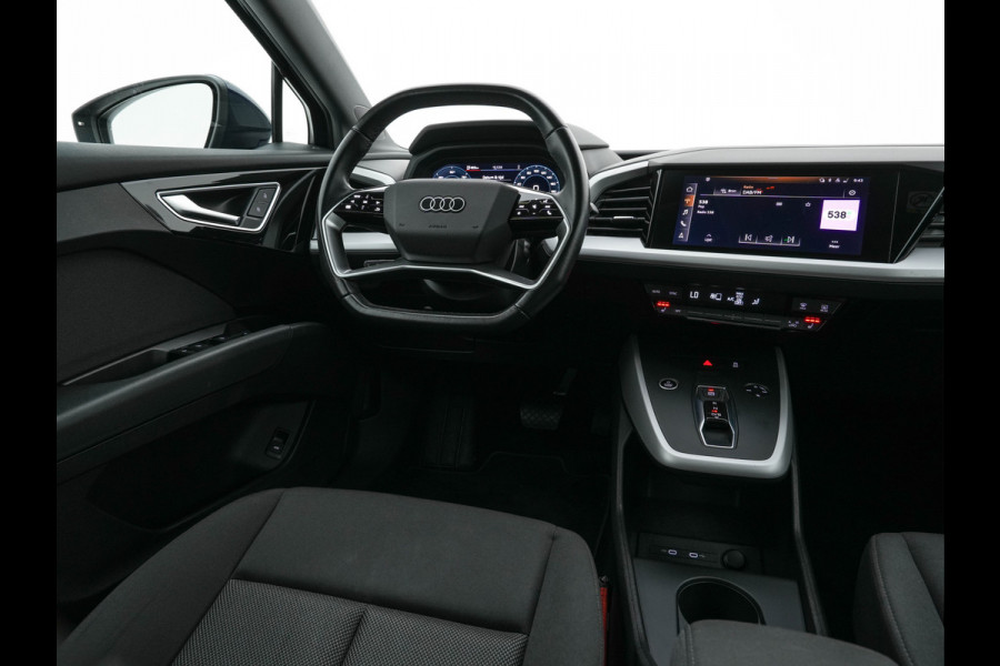Audi Q4 e-tron 40 Launch edition 77 kWh [3-Fase-11kW] {SoH-94%} (INCL.BTW) *ADAPTIVE-CRUISE | SONOS-SOUND | HEATED-COMFORTSEATS | DIGI-COCKPIT | DAB+ | PRIVACY-GLASS | ECC | PDC | 20''ALU*