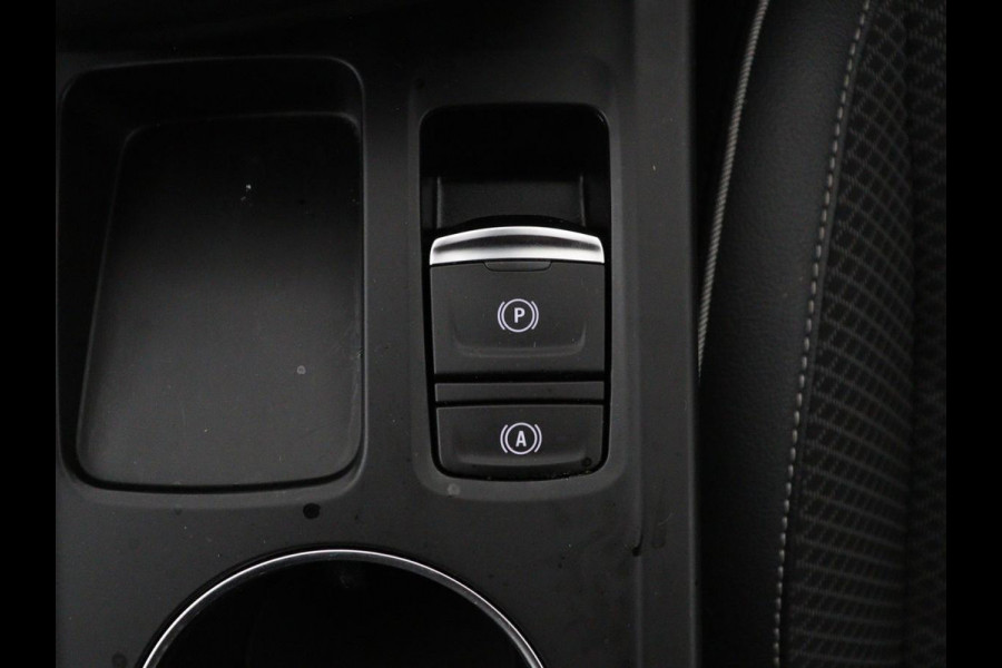 Renault Arkana 1.6 E-Tech Hybrid 145 Intens | Panoramadak | Half leder | Carplay | Adaptive cruise | Dodehoek detectie | Camera | Park assist | Climate control | Trekhaak