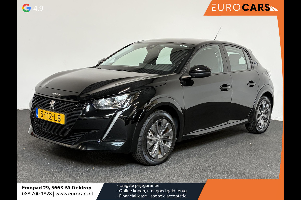 Peugeot e-208 EV Active Pack 50 kWh SOH 100% Navigatie  Apple Carplay/Android Auto Climate Control Stoel verwarming Parkeer sensoren Stoel verwarming Lichtmetalen Velgen