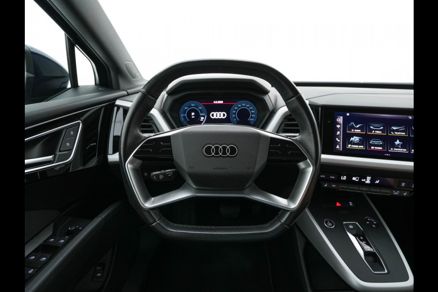 Audi Q4 e-tron 40 Launch edition 77 kWh [3-Fase-11kW] {SoH-94%} (INCL.BTW) *ADAPTIVE-CRUISE | SONOS-SOUND | HEATED-COMFORTSEATS | DIGI-COCKPIT | DAB+ | PRIVACY-GLASS | ECC | PDC | 20''ALU*