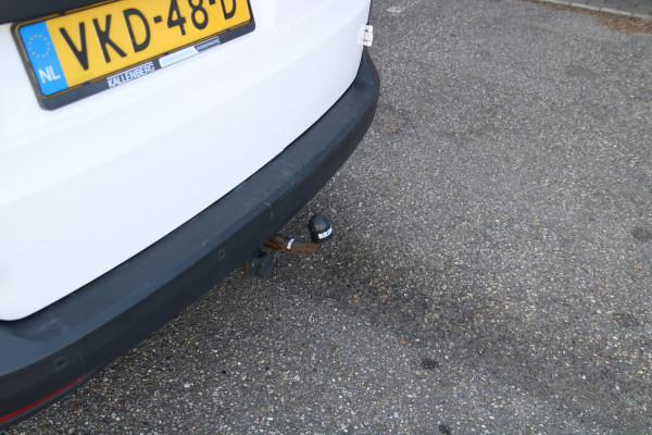 Volkswagen Caddy Cargo 2.0 TDI 102PK Comfort / Trekhaak / App connect / Multi stuur